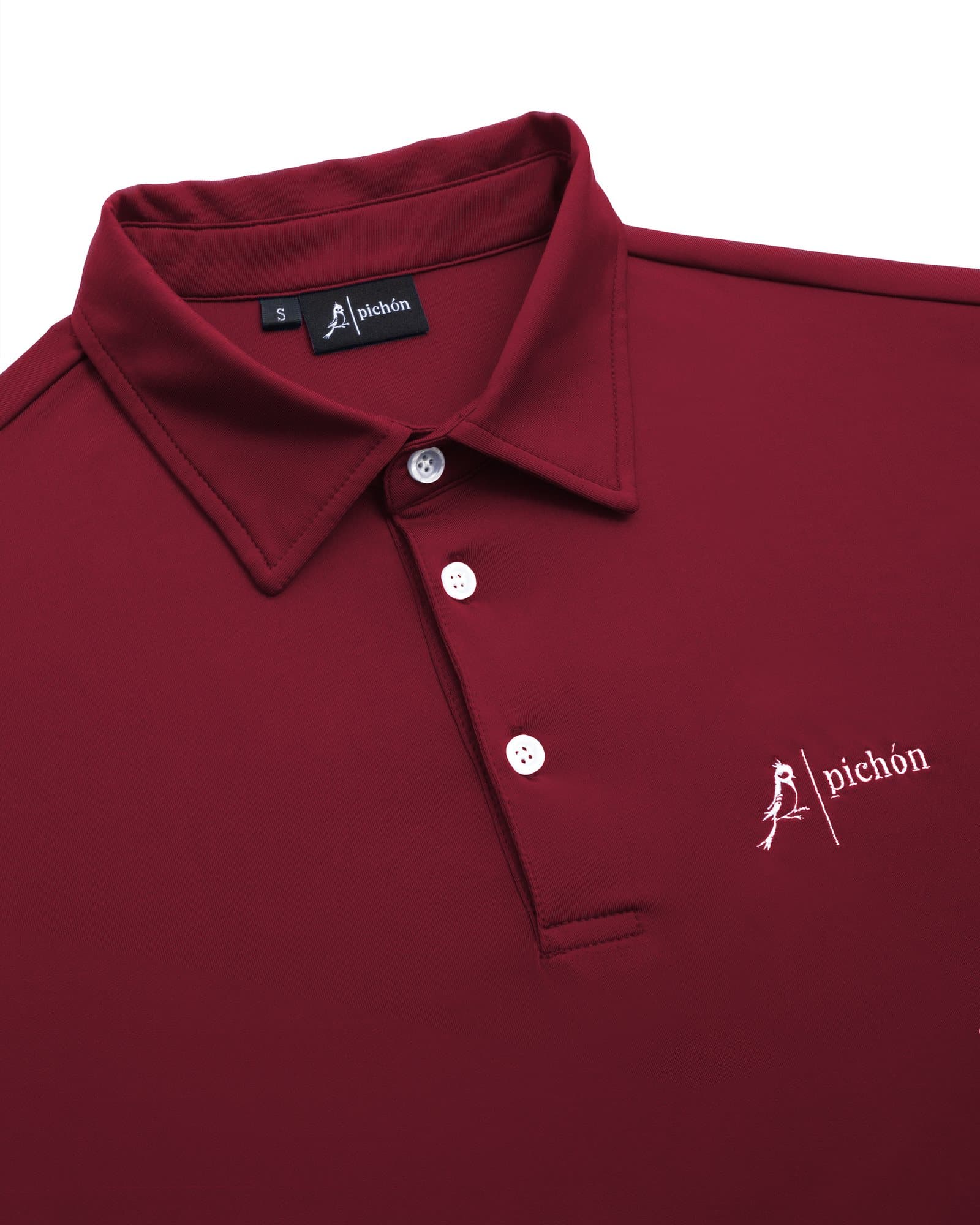 A wine red Pichón polo with a structured collar